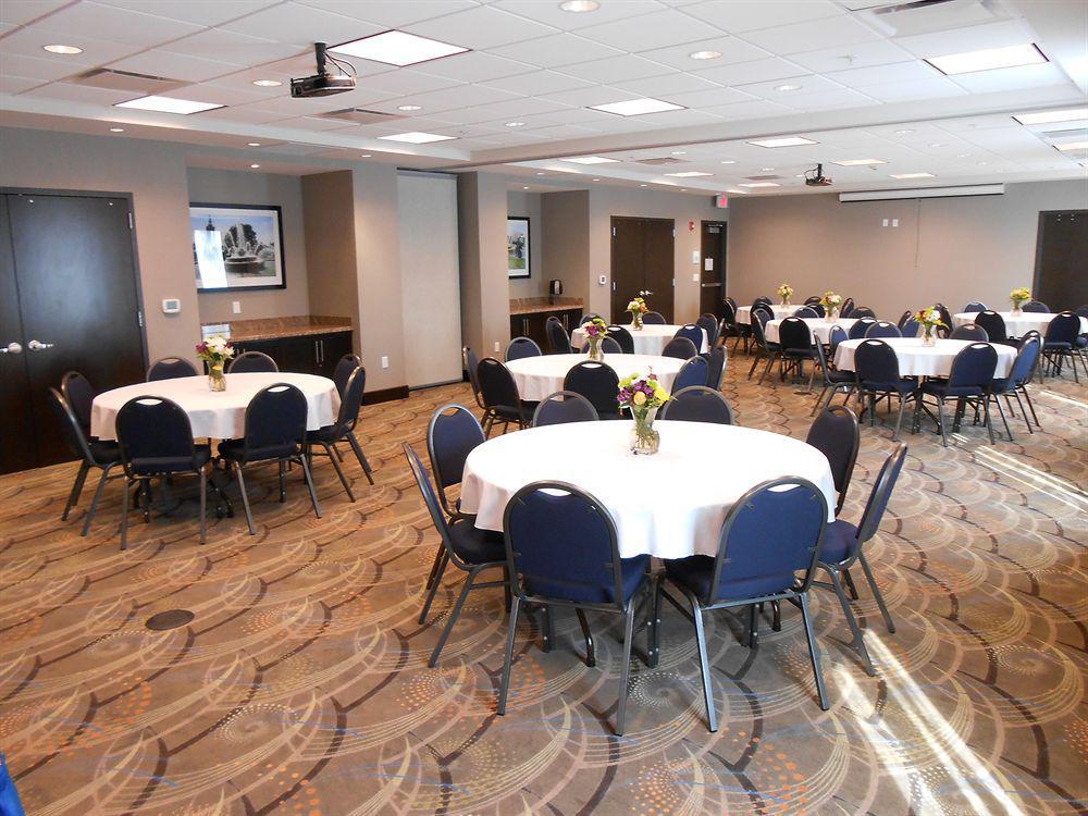 Holiday Inn Express & Suites Overland Park By Ihg Exteriér fotografie