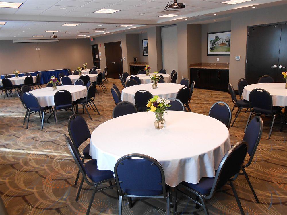 Holiday Inn Express & Suites Overland Park By Ihg Exteriér fotografie