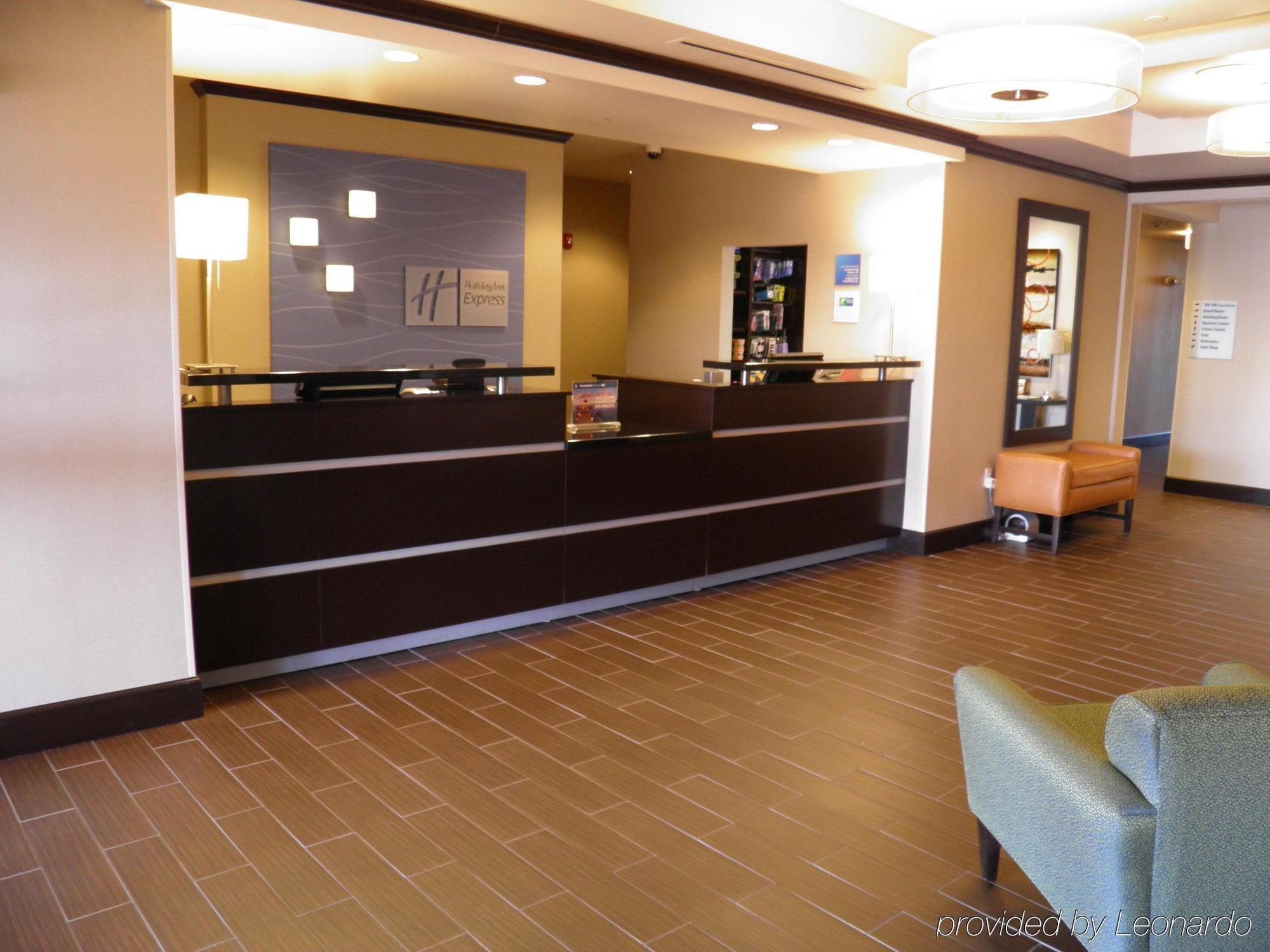 Holiday Inn Express & Suites Overland Park By Ihg Exteriér fotografie