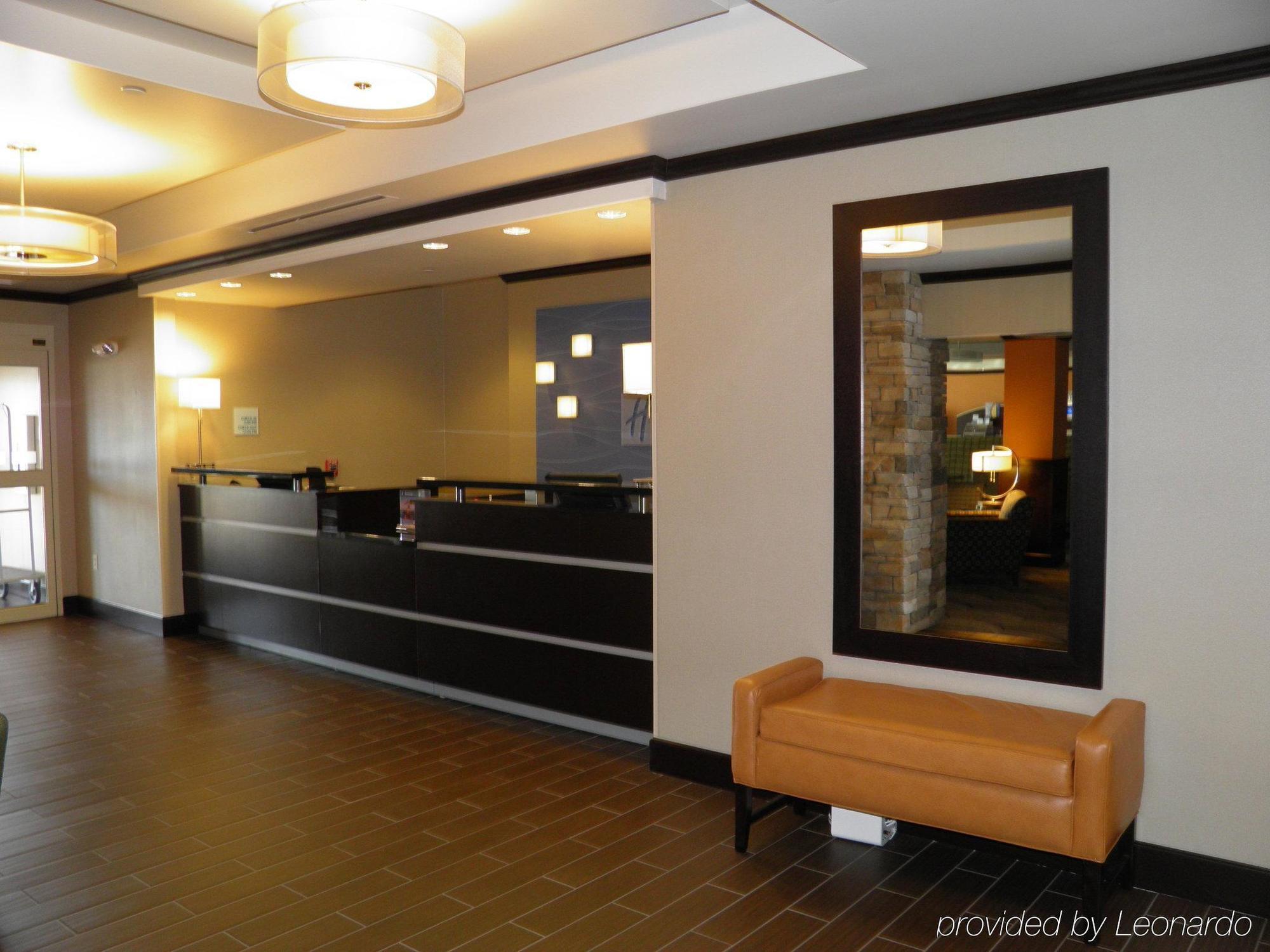 Holiday Inn Express & Suites Overland Park By Ihg Exteriér fotografie