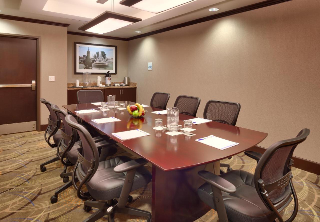 Holiday Inn Express & Suites Overland Park By Ihg Exteriér fotografie